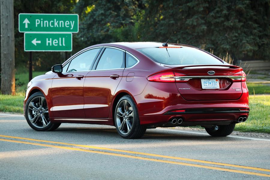 Ford Fusion Sport 2016 года  (фото 11 из 30)